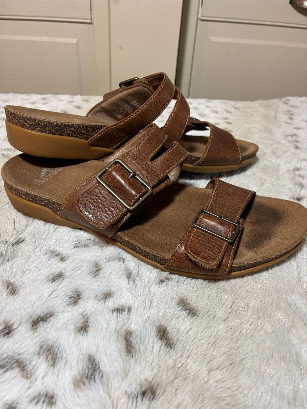 Dansko Slide Sandal Brown Size 38, US 7 GUC
